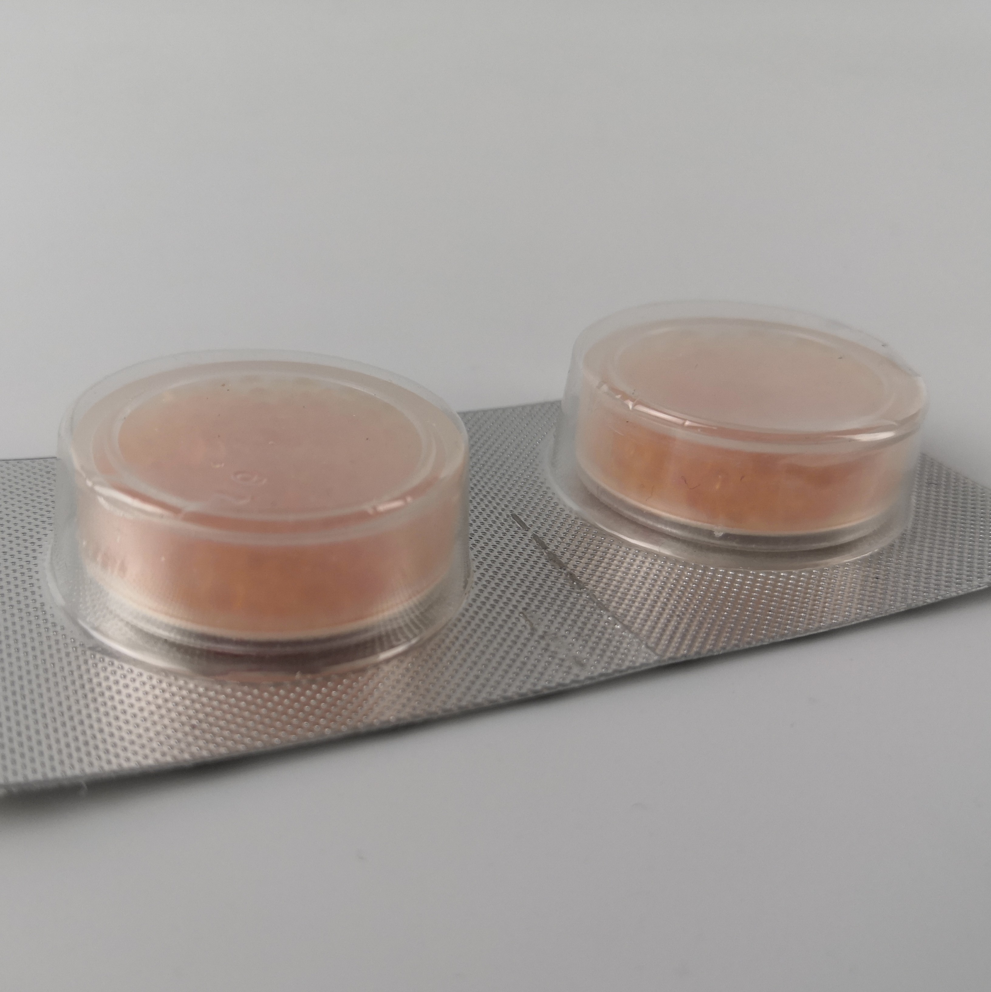 Tingoton 3G Silica Gel Dehumidifier Drying Capsules for Hearing Aids with Quick Dry & Change-Indicating Features 2 Pieces/1 Pack product detail