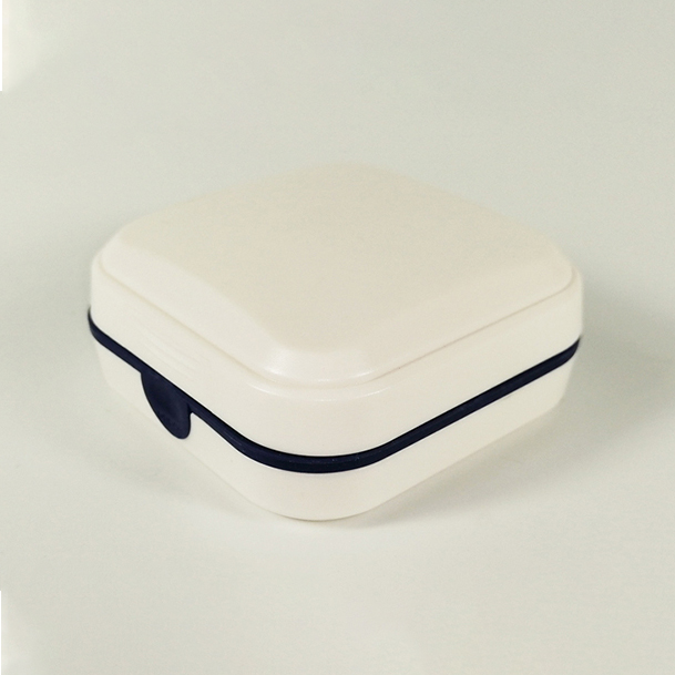 Wholesale Portable White Earphone Storage Box Case Container Easy Carrying Hearing Aid Accessory product detail